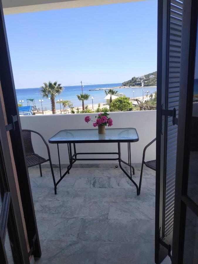 Παραθαλασσια Στουντιο Μιχαλιας Sea View Studio Michalias Agia Marina  Extérieur photo